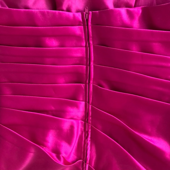 2 David’s Bridal Bridesmaid Party Dresses - Size 4 - Picture 4 of 7